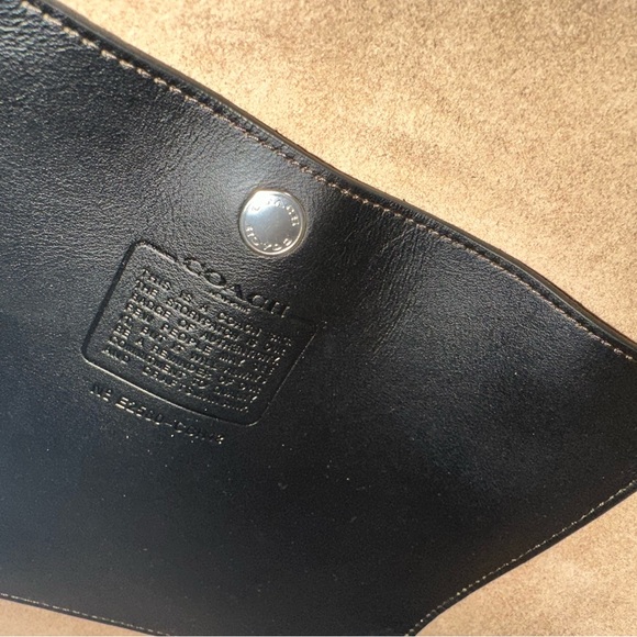 Coach Brooklyn - Picture 12 of 12